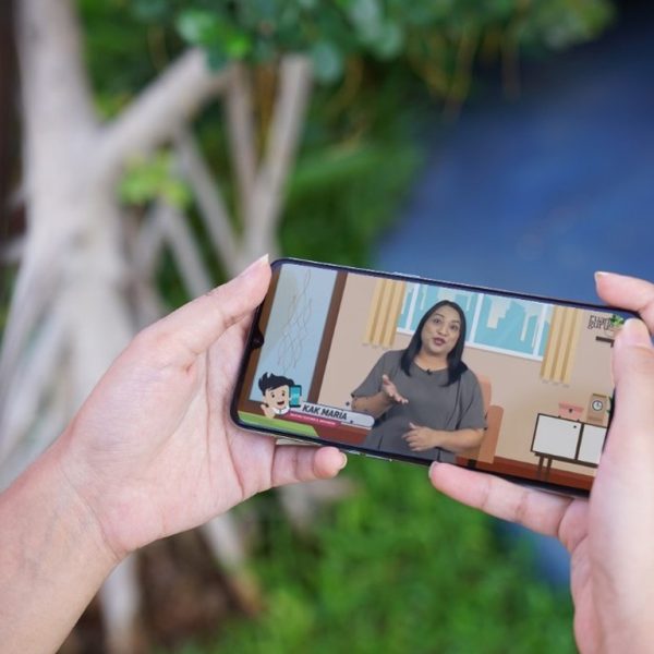 Rekomendasi HP Terbaik untuk Pelajar: Terjangkau & Baterai Awet